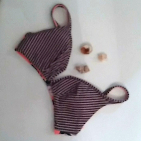 Maaji Bathing suit top la228 NWOT - Picture 1 of 4